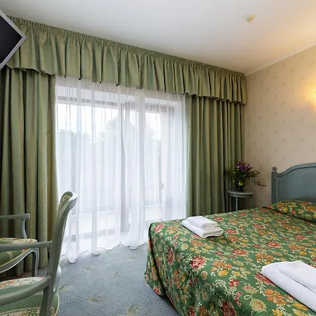 Hotel Edelweiss Jaremtsche