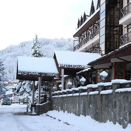 雪绒花公寓 3*