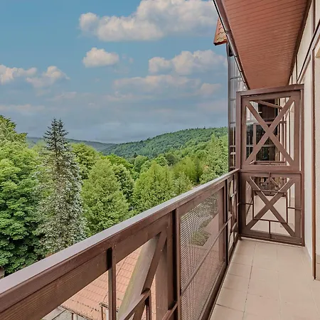 Hotel Edelweiss Yaremche