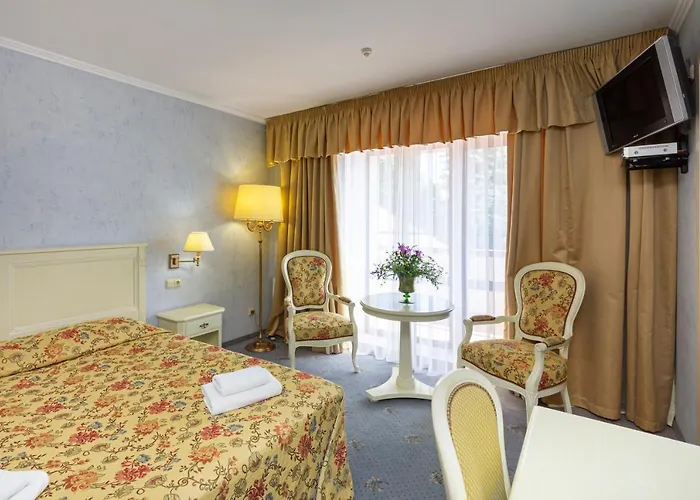 雪绒花公寓 酒店 亚列姆切