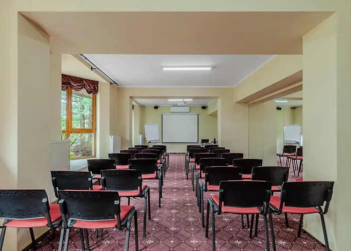 雪绒花公寓 酒店 3*