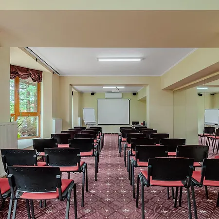 Edelweiss فندق 3*